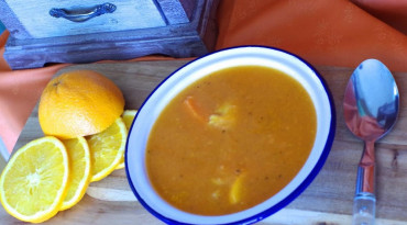 Mrkvová polievka s pomarančom