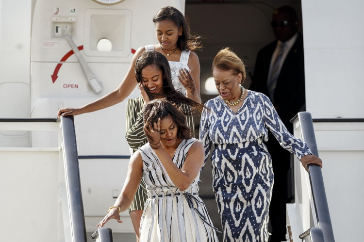 S dcérami a mamou bojovala Obamová za vzdelanie pre dievčatá