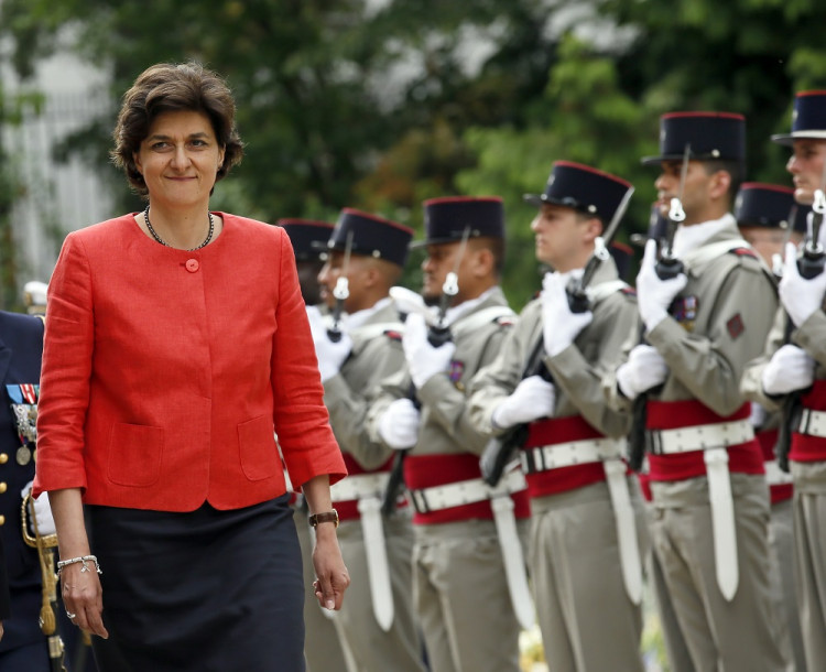 Väčšina Francúzov je s novou vládou spokojná, sedí tam polovica žien