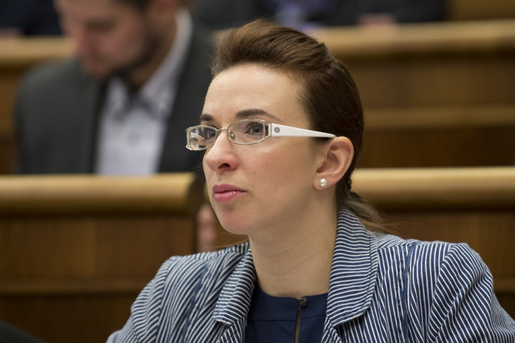 Poslankyňa Petrík neuspela s návrhom na zavedenie dvojtýždňovej otcovskej dovolenky