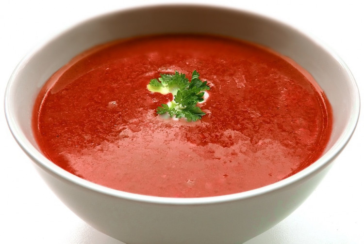 Chutná rajčinová polievka, zmizne okamžite. RECEPT aj pre deti
