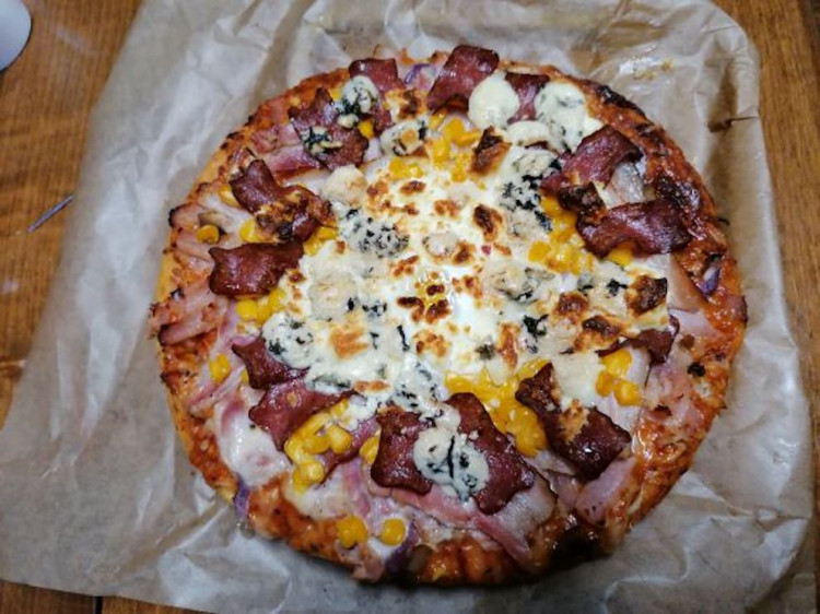Hrnčeková pizza je jednoduchá a chutná, top recept
