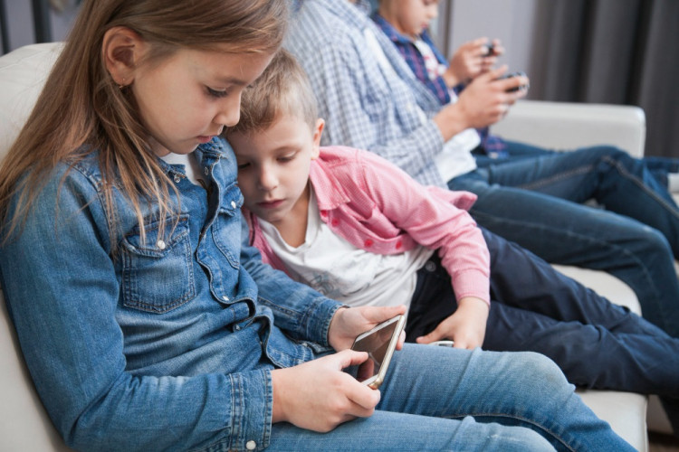 Vyberte prvý smartfón pre dieťa v ôsmich krokoch