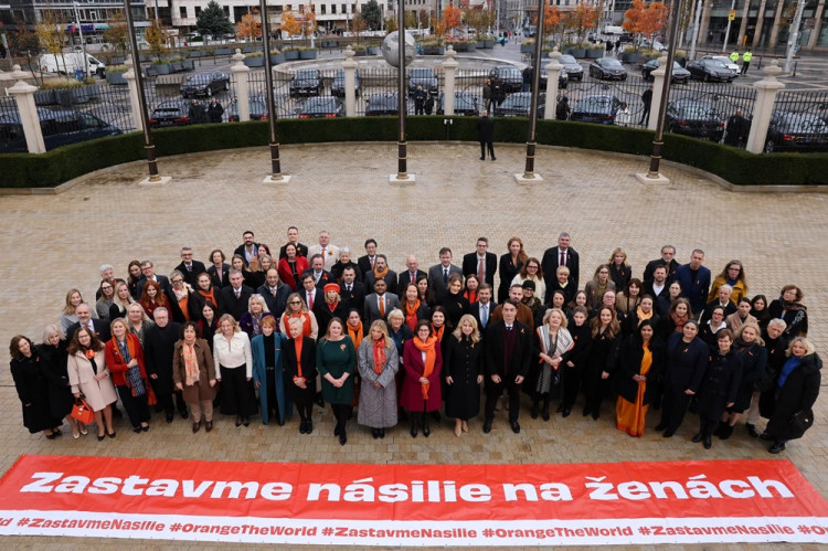 Prezidentka Zuzana Čaputová s osobnosťami vyzvali na zastavenie násilia na ženách