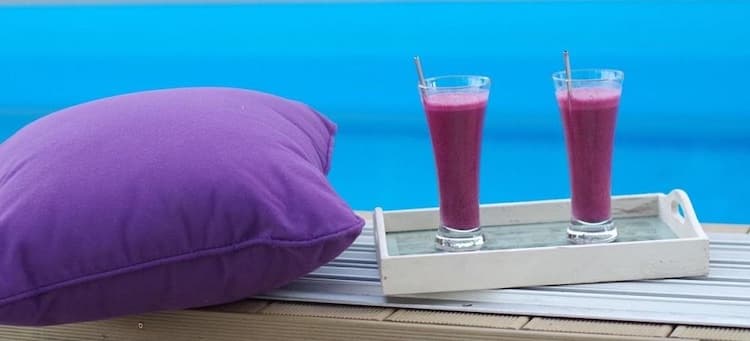Čučoriedkový koktail: Osviežujúci recept z 3 ingrediencií