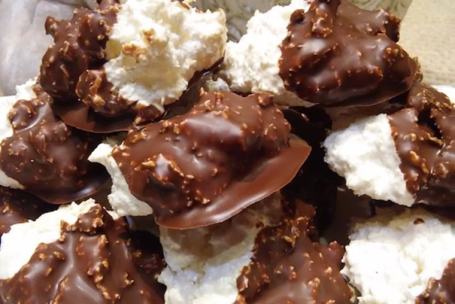 Kokosové pusinky sú šťavnaté a rýchle, vianočný top recept