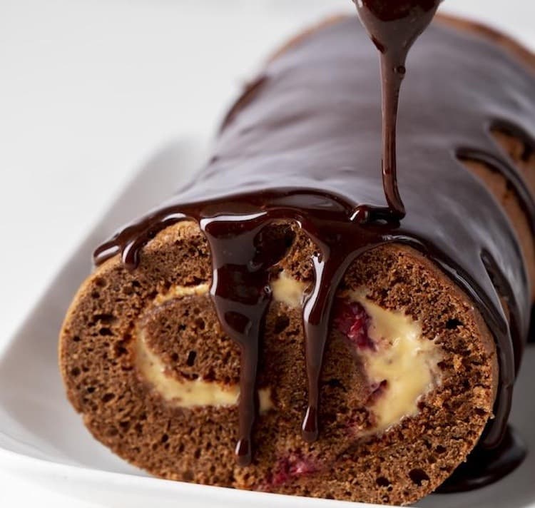 Ganache je dokonalá čokoládová poleva a hodí sa na všetko