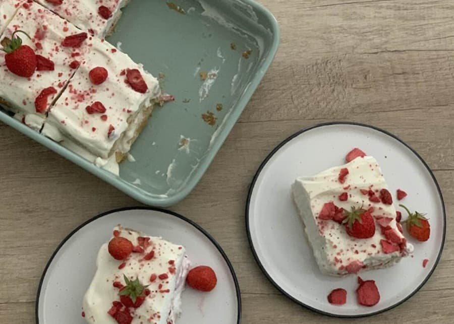 Jahodové tiramisu bez pečenia: Ľahký osviežujúci dezert