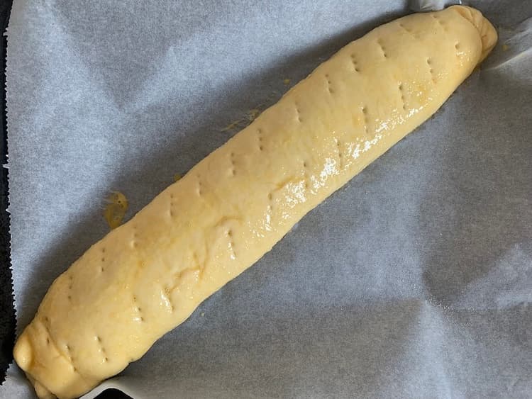 Orechovník z kysnutého cesta 7. Fotka - Andrea Bunčeková