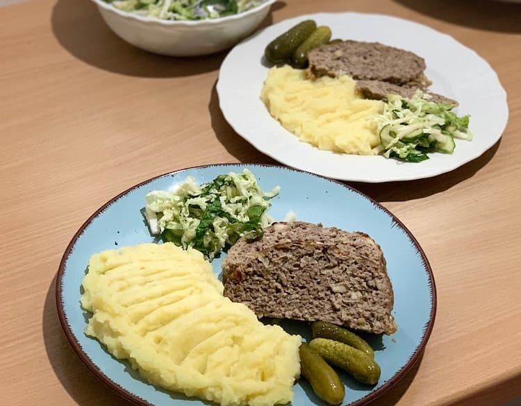 Šťavnatá sekaná s jablkami: Recept pečený v rúre