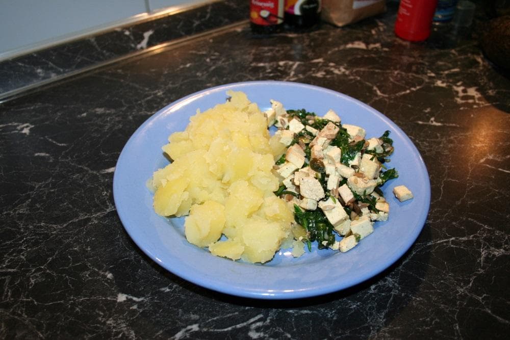 Výborné tofu so zemiakmi a špenátom. RECEPT (nielen) pre deti