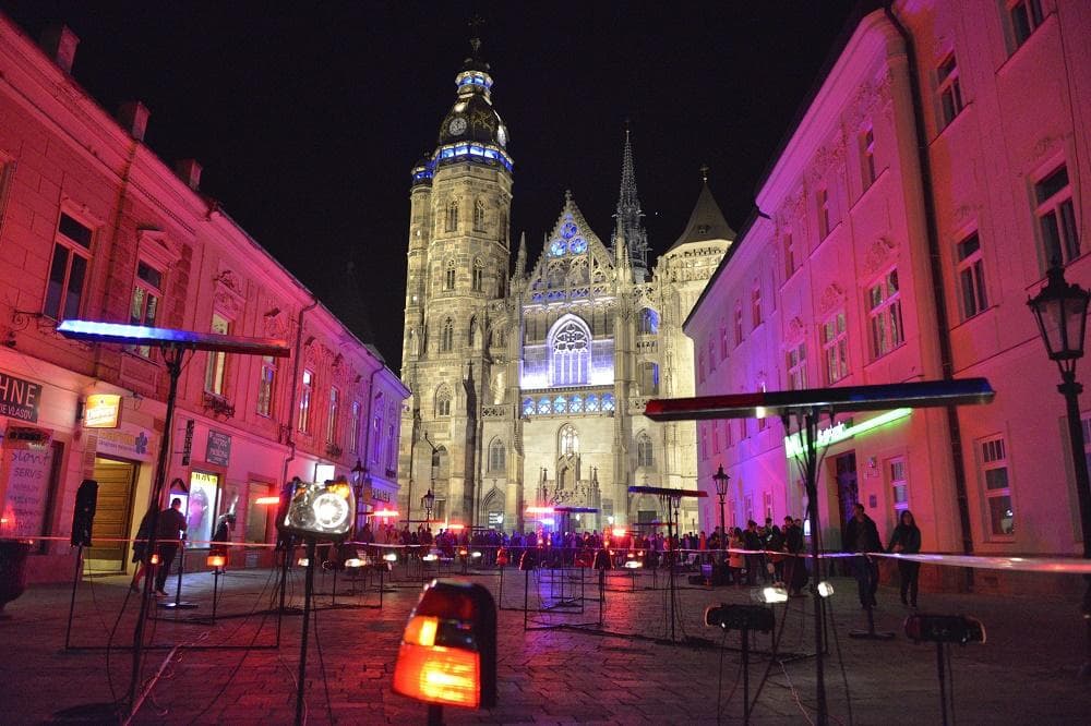 Biela noc nadchla Košičanov