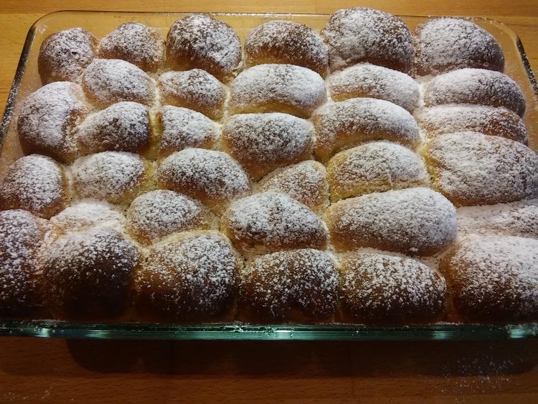 Recept na tie najlepšie pečené buchty so slivkovým lekvárom