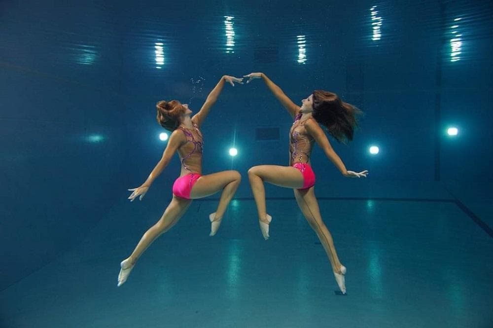 Dvojičky Allárové, ktoré sa ako prvé akvabely dostali na olympiádu, trénujú svoje dcéry