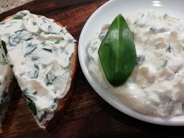 Najlepšie silvestrovské jednohubky, RECEPT na 3 zdravé nátierky s rovnakým základom