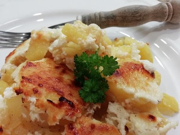 Fantastické zapekané zemiaky s bryndzou, RECEPT plný zdravia
