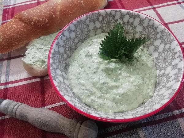 Zdravá žihľavová pomazánka, RECEPT za pár centov (+ďalšie pomazánky)