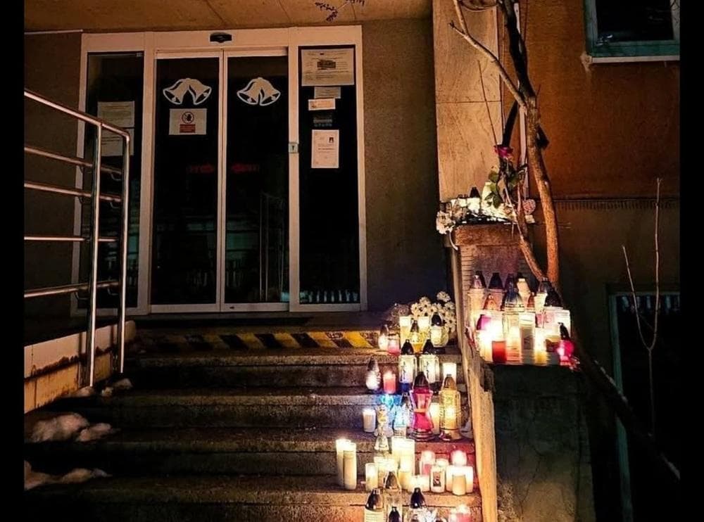 Pochovali prvú obeť útoku v Spišskej Starej Vsi – 18-ročnú Alenku