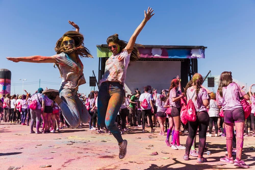 Letné festivaly a podujatia 2025: Akcie, ktoré sa oplatí zažiť