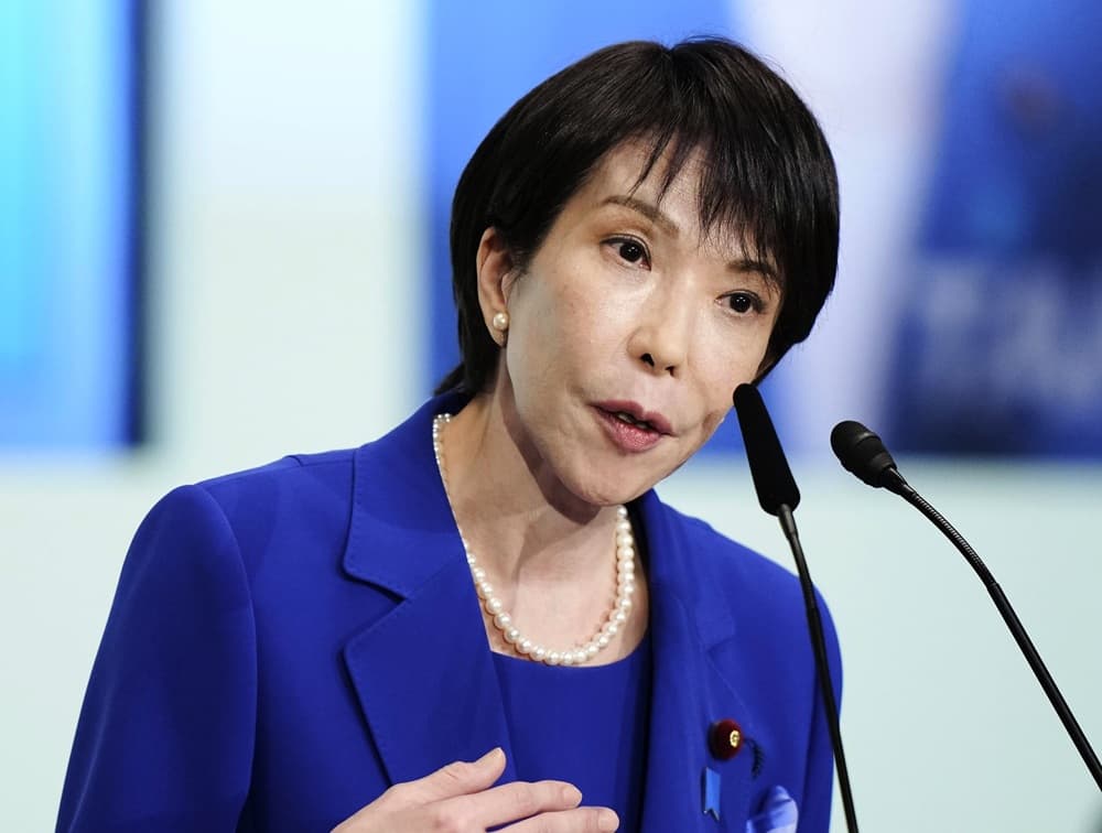 Sanae Takaičiová počúva heavy metal a jazdí na motorke. Budúca prvá premiérka Japonska búra predsudky