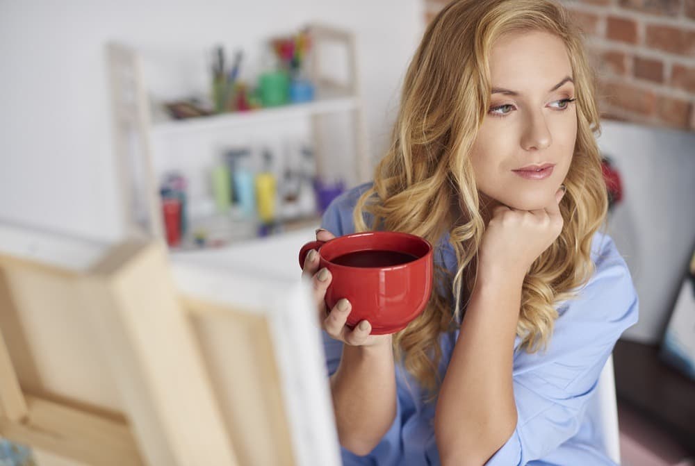 5 minút denne pre pokojnejšiu myseľ: mikropraktiky mindfulness počas dňa