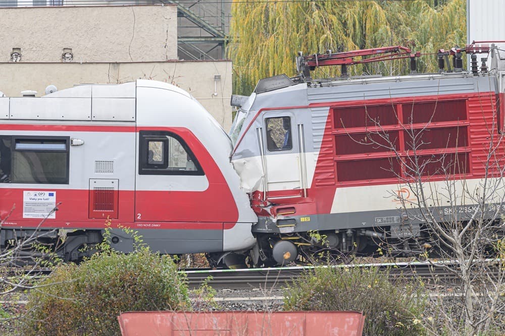 Zrážka vlakov pri Pezinku a Jablonove: Ako môžete žiadať o odškodnenie až do 20-tisíc eur