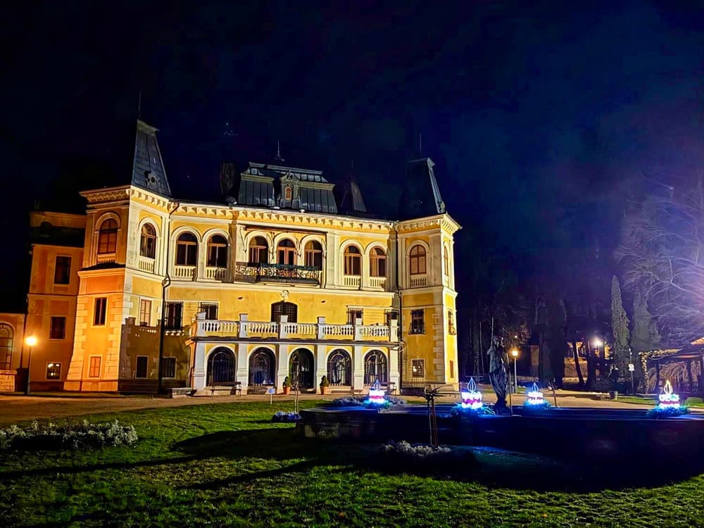 Kaštieľ Betliar: Zažite adventné trhy a benefičný punč