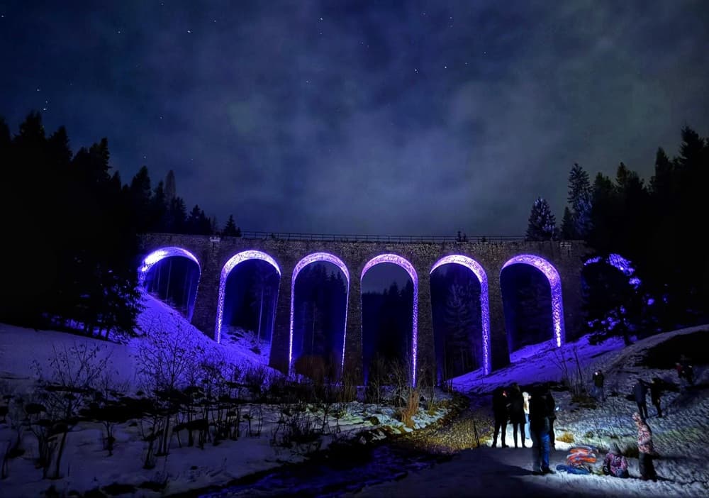 Unikátny Chmarošský viadukt nasvietili prvý raz v 90-ročnej histórii