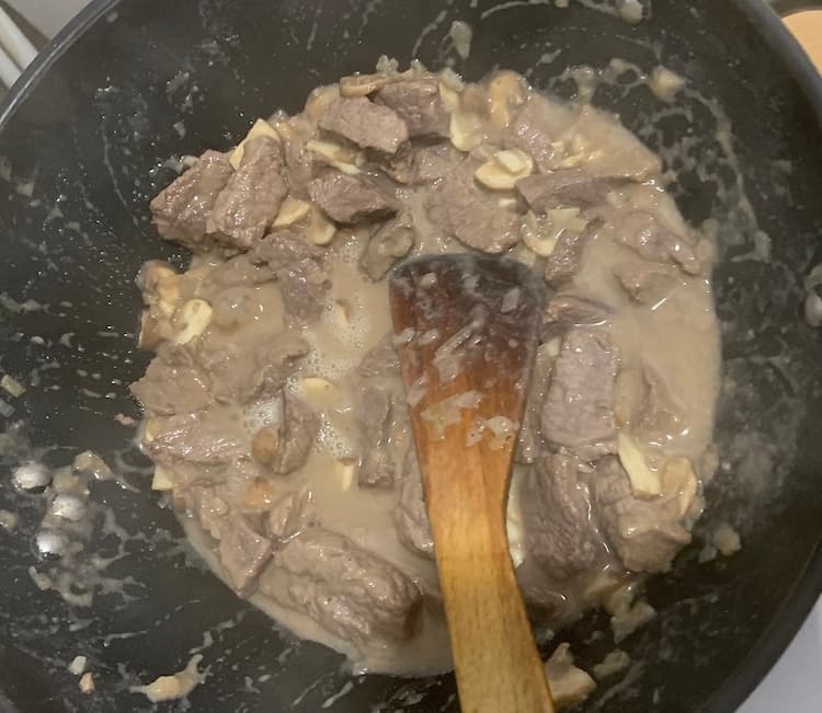 Hovädzí stroganov 5. Fotka - Andrea Bunčeková