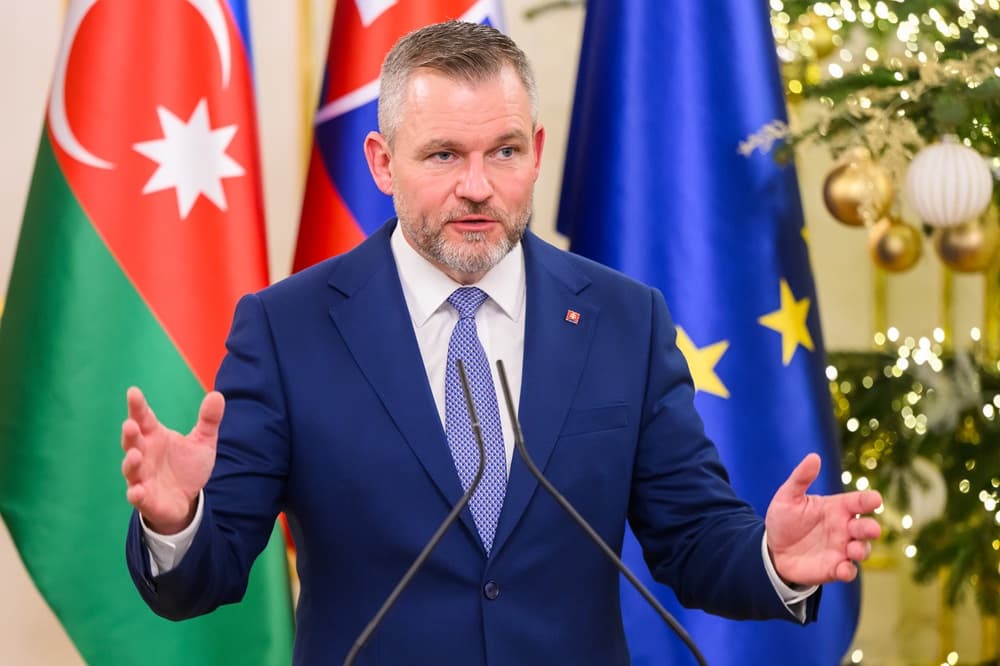 Prezident Pellegrini: Politika sa stala rozdeľujúcim prvkom, politici burcujú ľudí