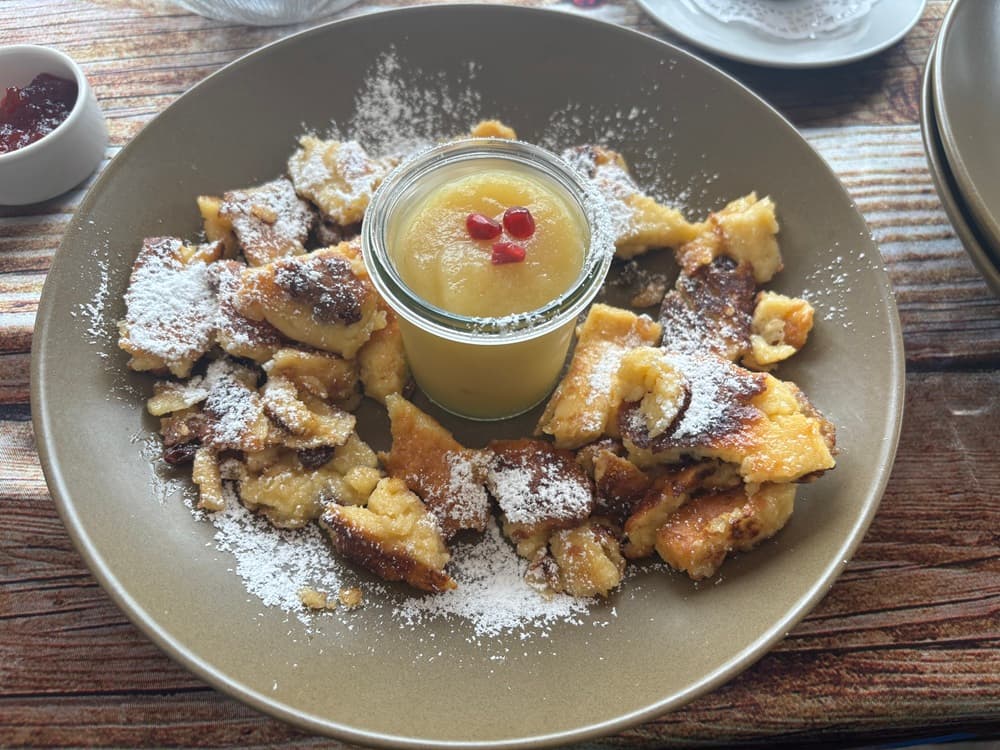 Cisársky trhanec (Kaiserschmarrn): Originál recept z Tirolska (aj na slano)