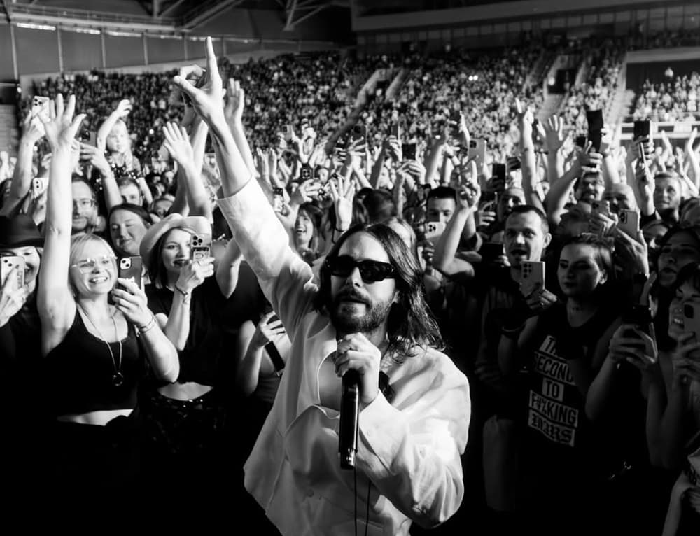 Oskarový herec Jared Leto mal obťažovať dievčatá, ktoré nemali 18 rokov