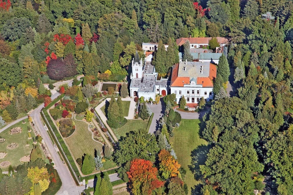 Cestovanie vlakom po západnom Slovensku - Arborétum Mlyňany. Foto - arboretum.sav.sk