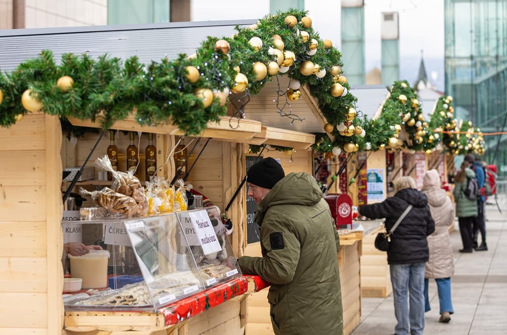 Slovenské vianočné trhy 2025: Kedy sa otvárajú v najväčších a najnavštevovanejších mestách