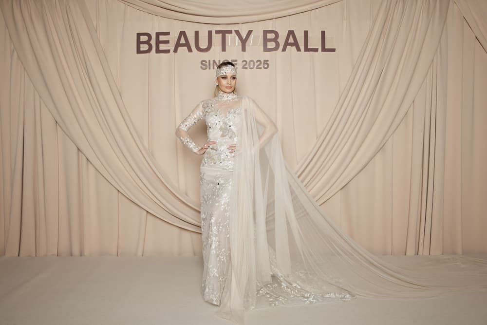 Beauty Ball 2026: Pozrite si nádherné originálne róby i svetové hviezdy (FOTOGALÉRIA)