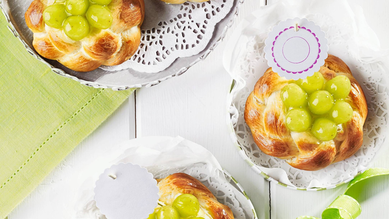 Rýchly jednoduchý dezert, recept na hroznové vrkôčiky
