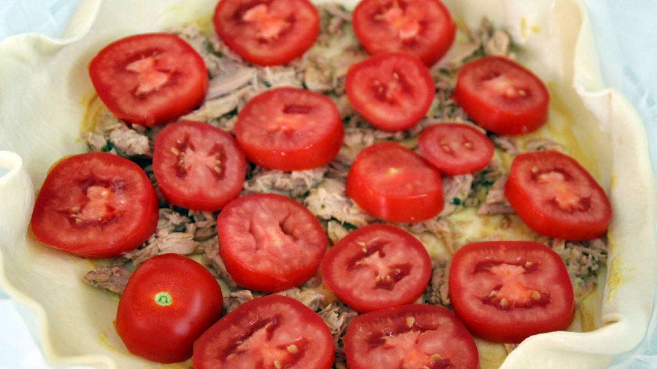 Tuniakovo-rajčinový quiche