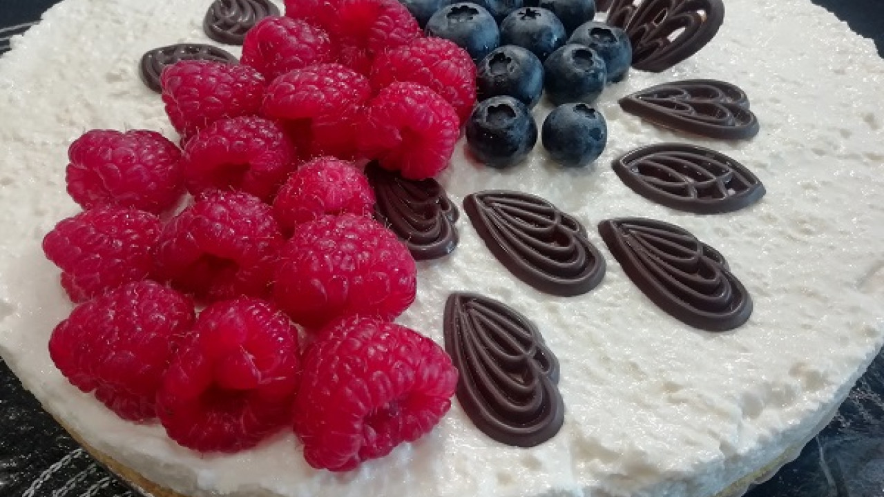 Nepečený tvarohový cheesecake