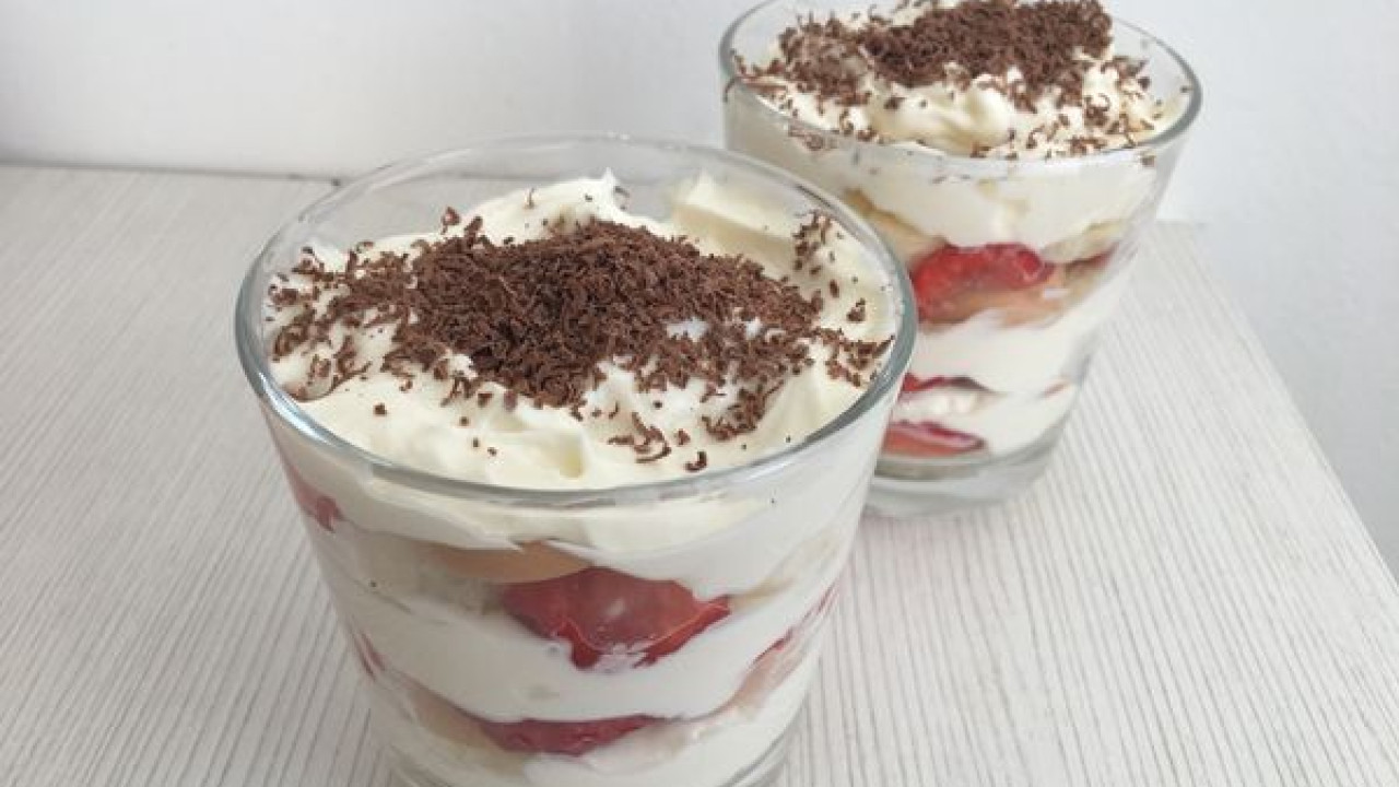 Dezert s mascarpone