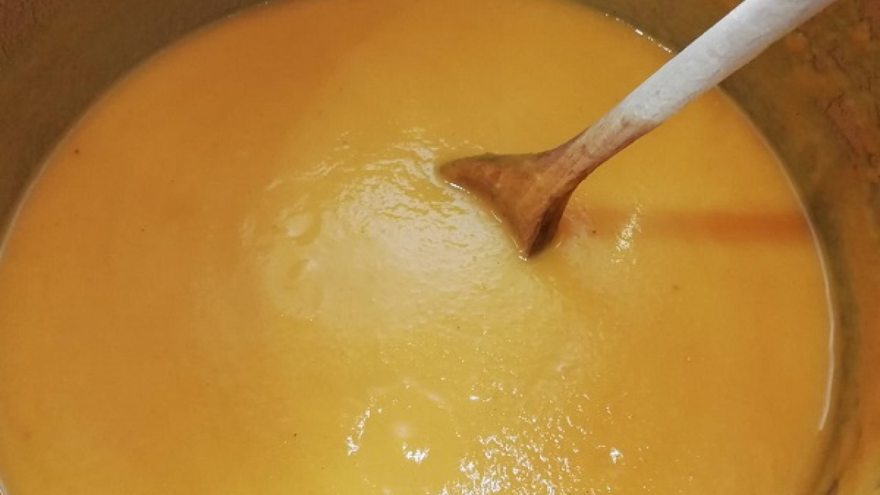 Mrkvovo-zázvorová polievka