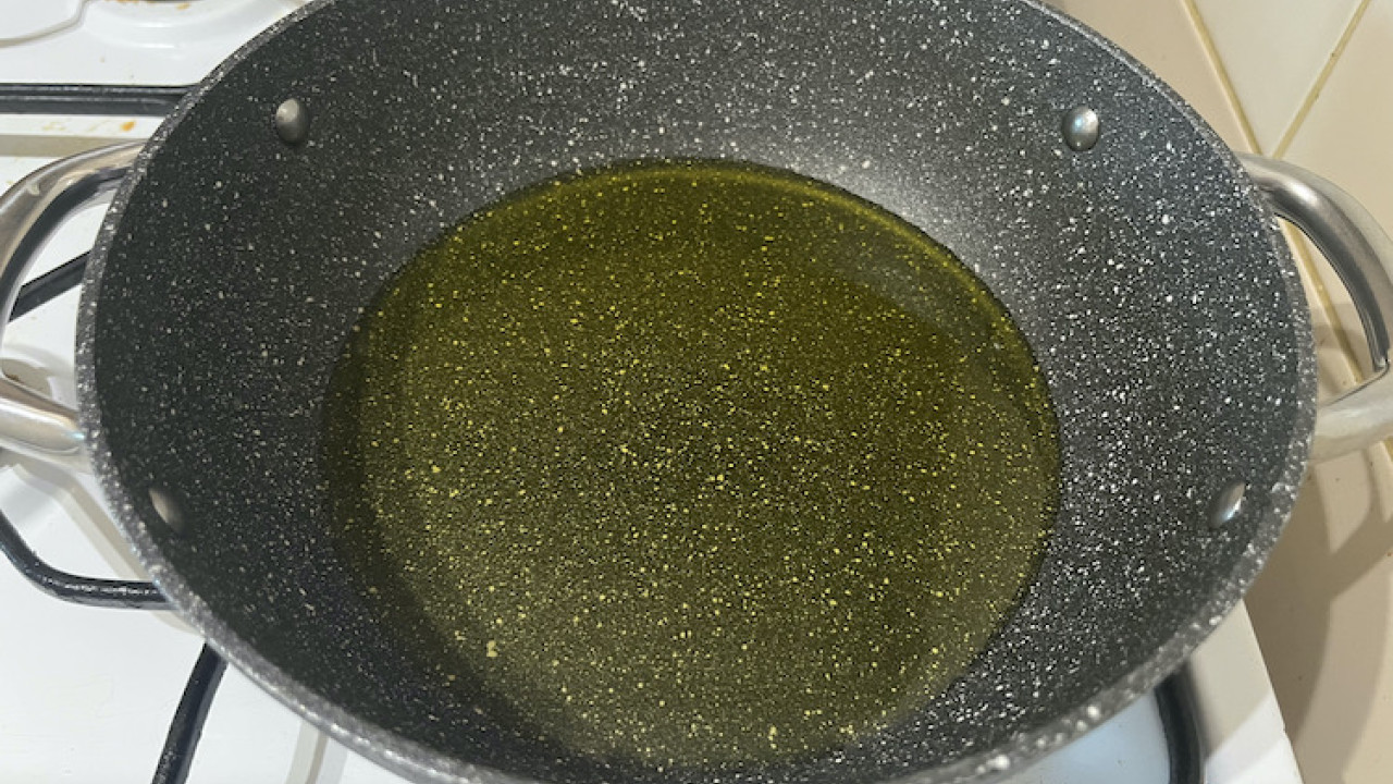 Aglio olio špagety s krevetami: Krok 3