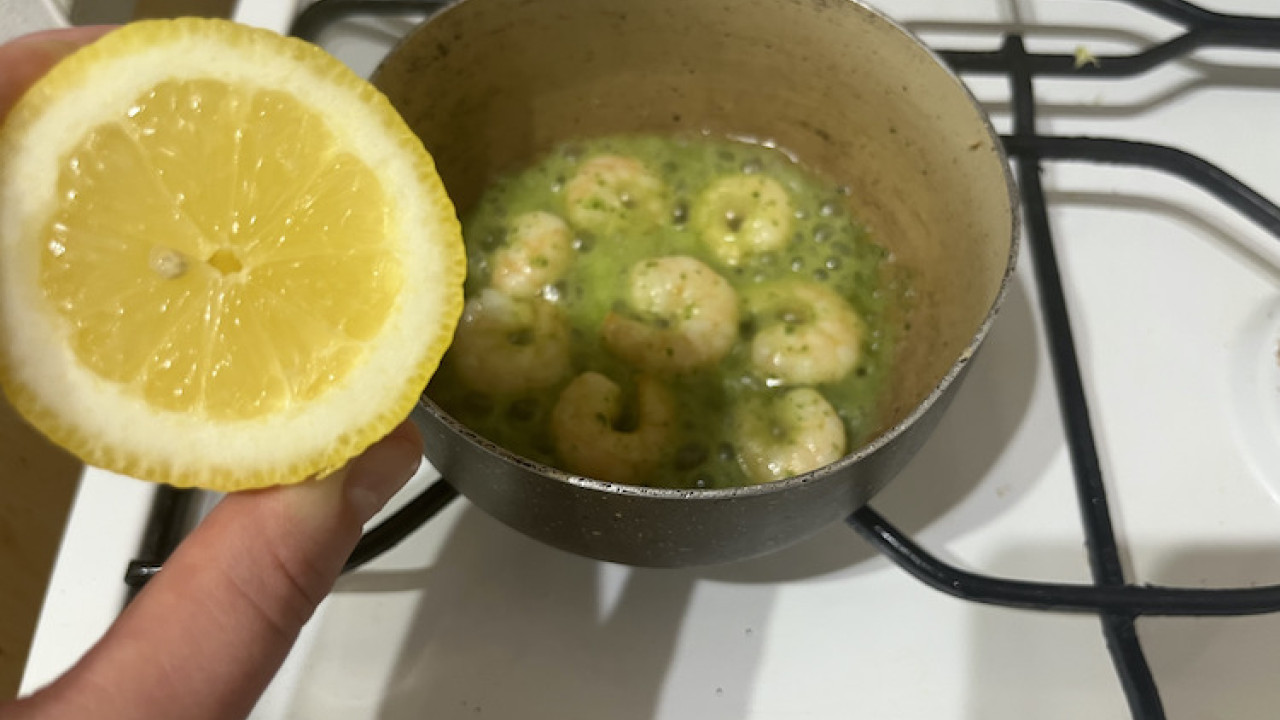 Aglio olio špagety s krevetami: Krok 6
