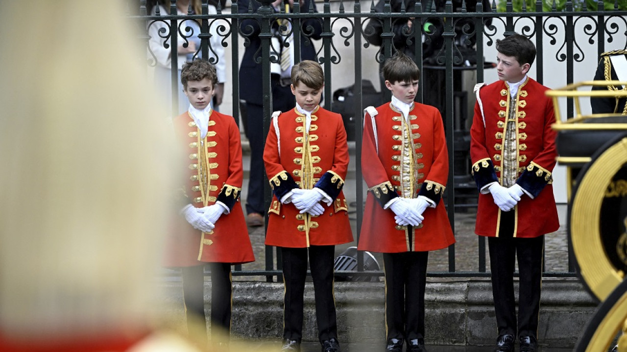 Deti William a a Kate na korunovácii Karola III.