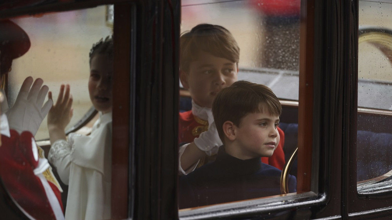 Deti William a a Kate na korunovácii Karola III.