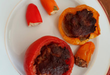 Plnená paprika a paradajky