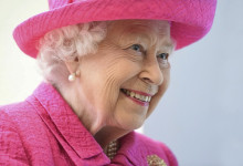 kráľovná Alžbeta II.