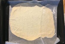 Šunková pizza s kukuricou