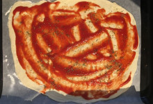 Šunková pizza s kukuricou