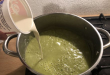 Brokolicová krémová polievka