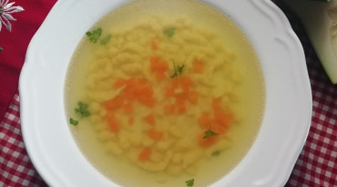 Cuketová polievka s mrkvou